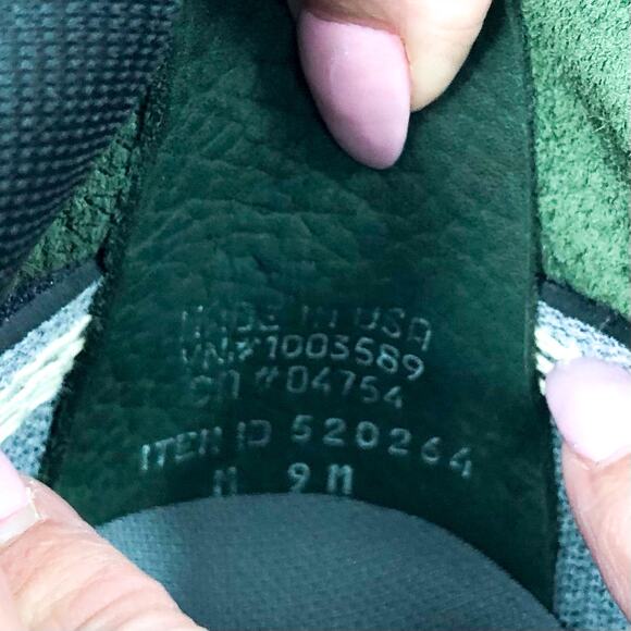 L.L. BEAN Womens Bean 6.5" Chelsea Boots US 9 M Sage Gum Leather NWOB - Picture 12 of 12